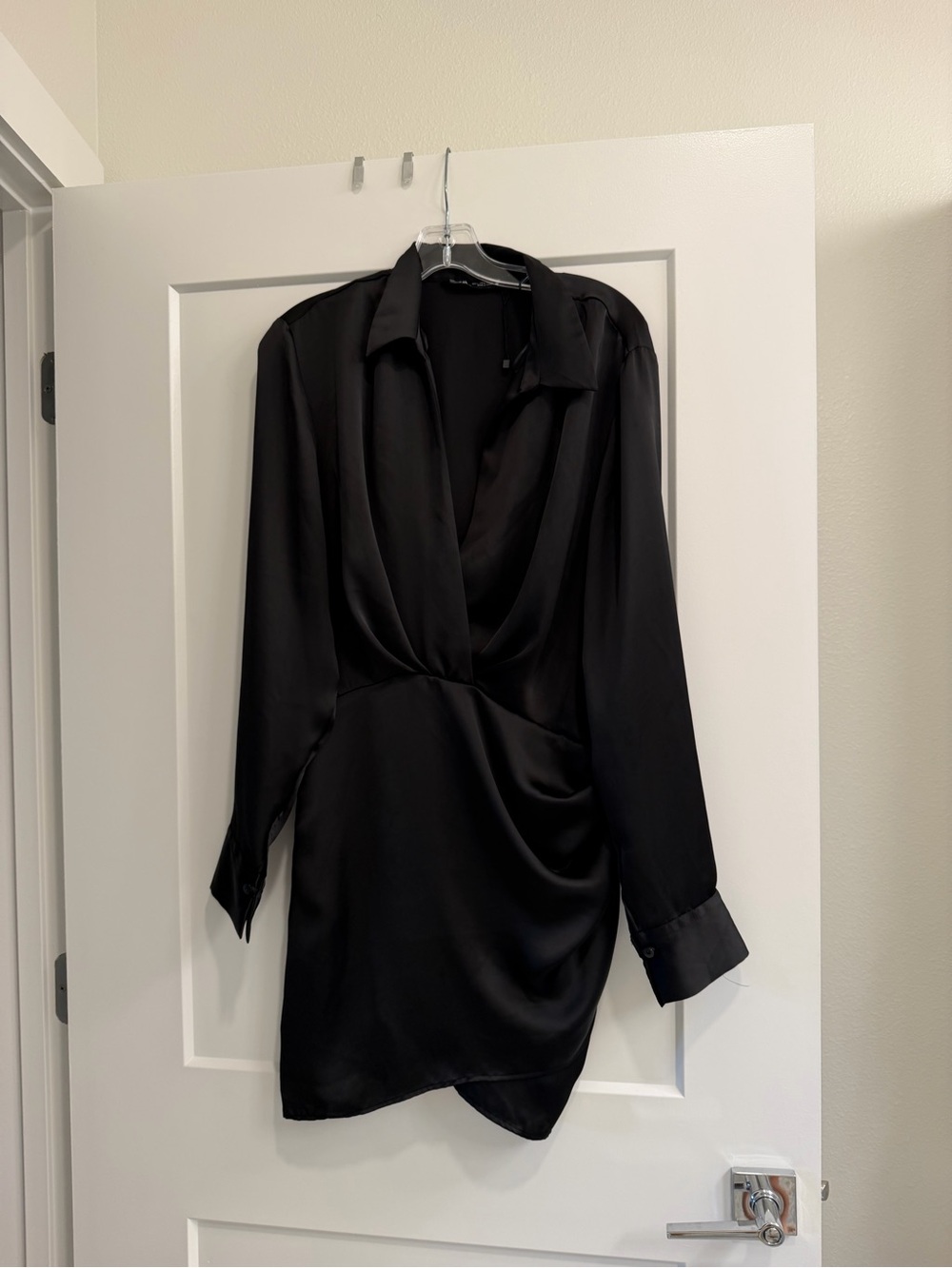 Zara Black Long Sleeve Mini Dress Size Medium Like New